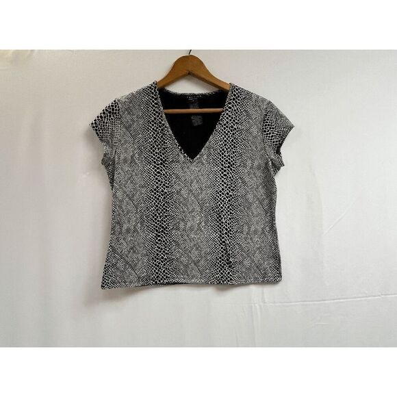 Reaction Kenneth Cole Womens Tunic Deep v-neck Cropped Blouse Black Medium - Picture 1 of 7